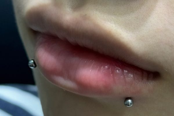 Tổng hợp ảnh xỏ khuyên mũi và môi xinh