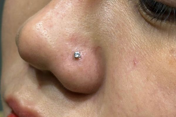 Tổng hợp ảnh xỏ khuyên mũi và môi xinh tại TinyBox 6/2024