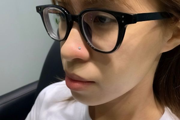 Tổng hợp ảnh xỏ khuyên mũi và môi xinh tại TinyBox 6/2024