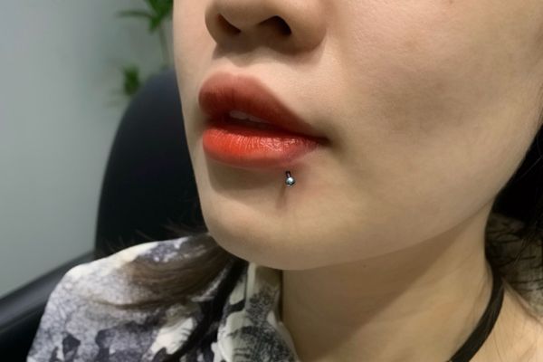 Tổng hợp ảnh xỏ khuyên mũi và môi xinh