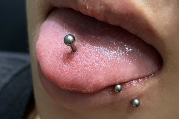 Tổng hợp ảnh xỏ khuyên mũi và môi xinh