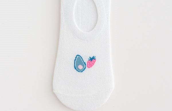 Vớ nữ cổ ngắn in hình Bơ Dâu dễ thương - Thoáng khí