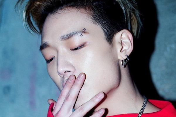 Xỏ khuyên đuôi mắt - xỏ khuyên chân mày nam