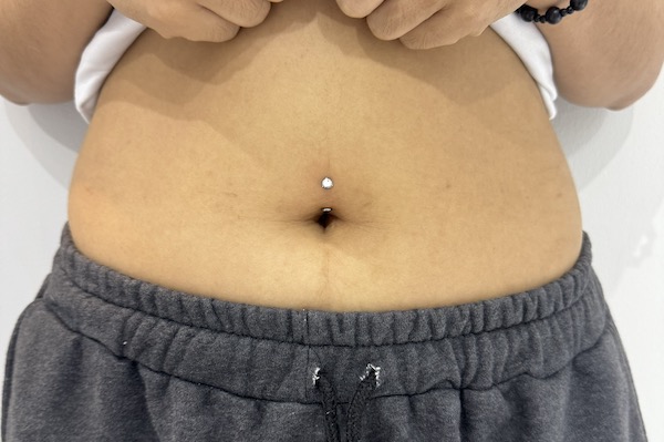 Xỏ khuyên rốn đẹp