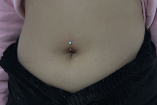 Xỏ khuyên rốn đẹp