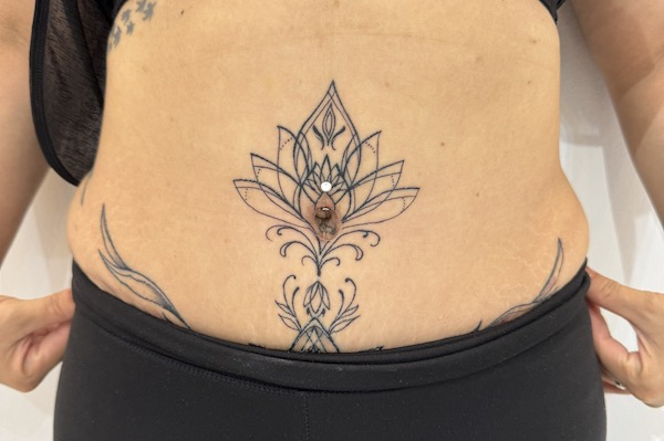 Xỏ khuyên rốn đẹp