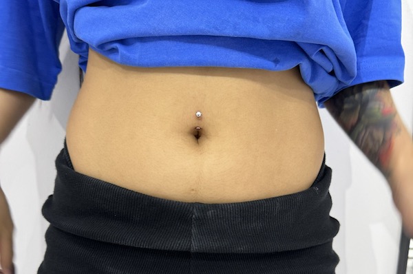 Xỏ khuyên rốn đẹp