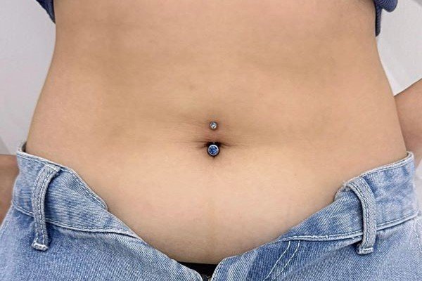 Xỏ khuyên rốn đẹp