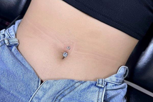 Xỏ khuyên rốn đẹp