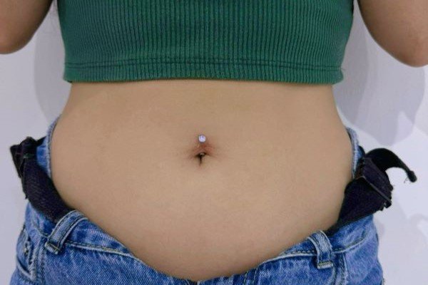 Xỏ khuyên rốn đẹp