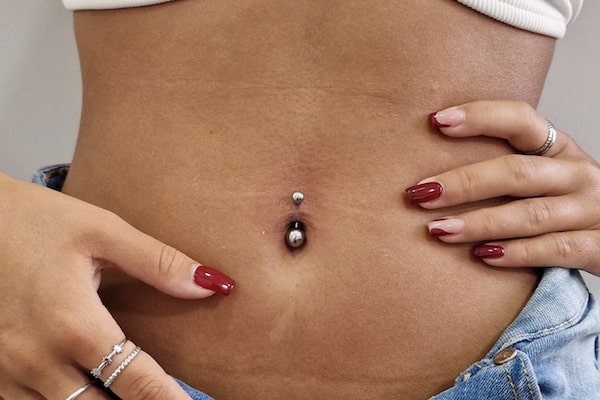 xỏ khuyên rốn đẹp