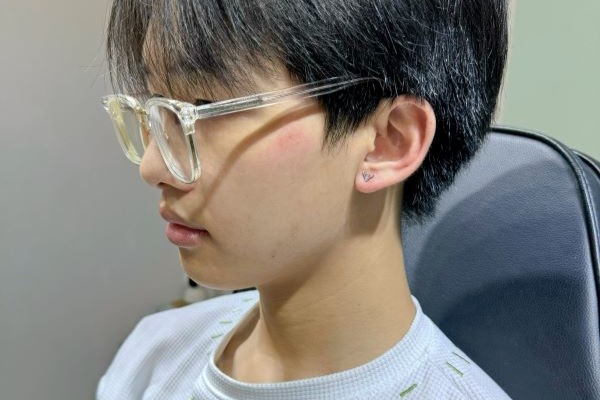 xỏ thịt tai cho nam giới