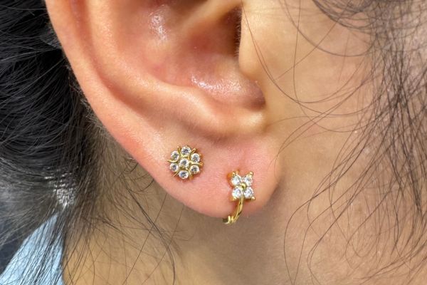 Xỏ upper lobe có đau không?