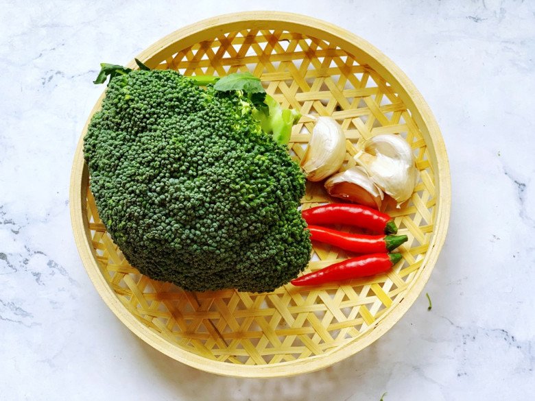 Cách bổ sung L-Cystine giảm rụng tóc cho cơ thể qua chế độ ăn uống