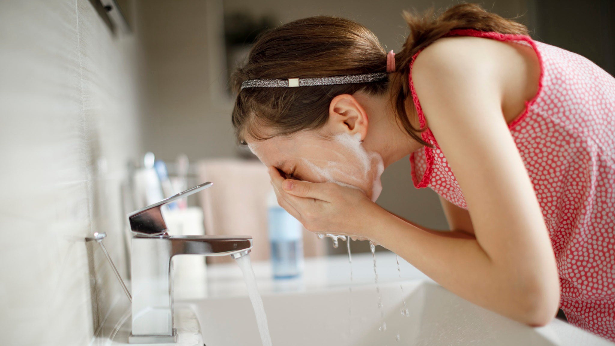 Sữa rửa mặt cho tuổi dậy thì đem lại nhiều lợi ích cho da