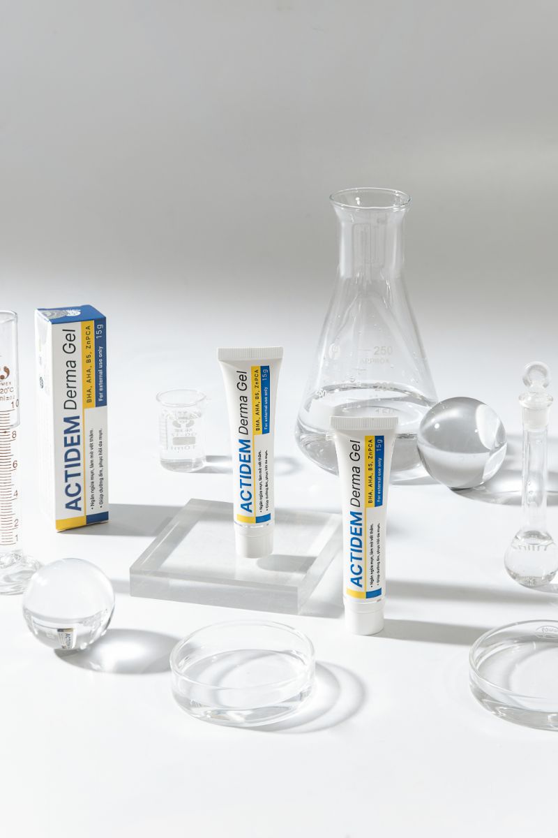 Gel mỹ phẩm trị mụn ẩn Actidem