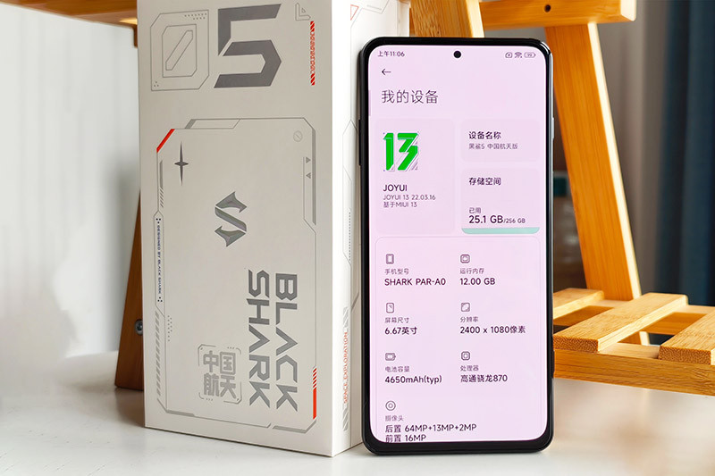 Sở hữu Black Shark 5 tại Di Động Minh Trí