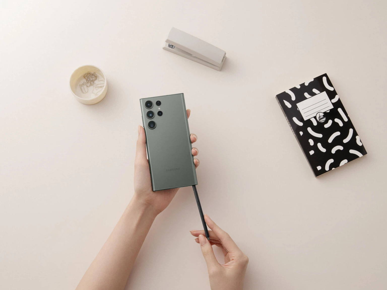 Bút S-Pen trên Samsung Galaxy S23 Ultra