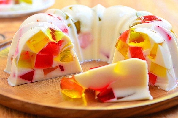 Gelatin có công dụng làm đông trong các công thức nấu ăn
