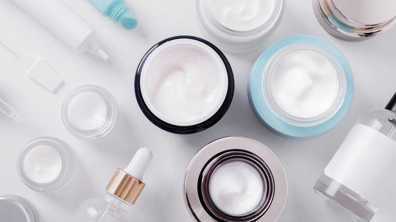 Phenoxyethanol được ứng dụng nhiều nhất vào điều chế, sản xuất các loại mỹ phẩm chăm sóc da