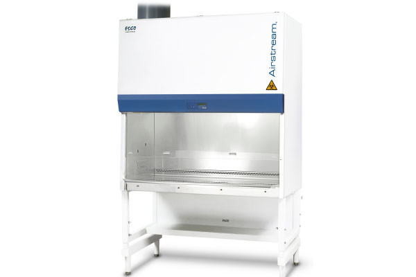 Sử dụng tủ an toàn sinh học cần chậm rãi và cẩn thận