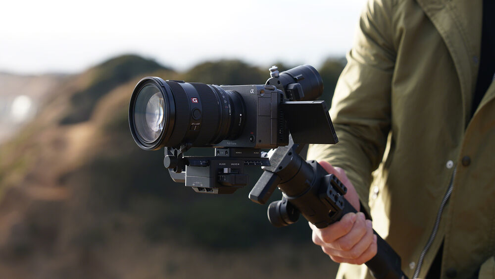 lens sony fe 24-70 gm ii chuyên nghiệp