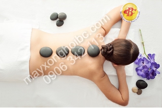 Massage đá nóng giúp tăng hiệu quả chăm sóc sức khỏe và khôi phục năng lượng sống