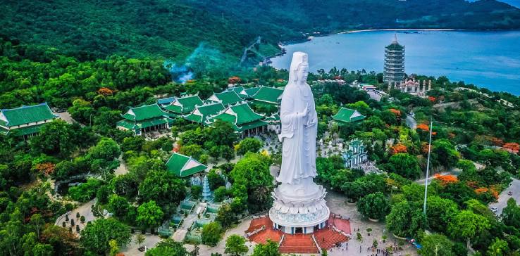 thien-ung-pagoda-danang-vietnam-rttravel