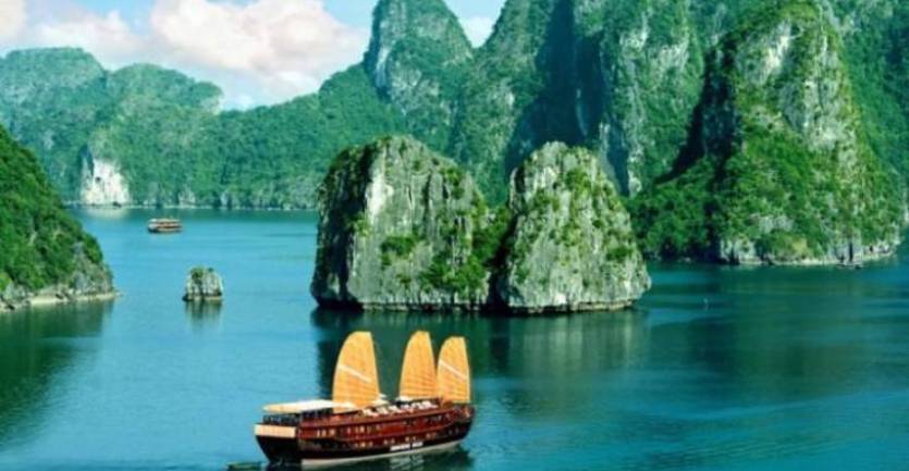 halong-bay-trtravel