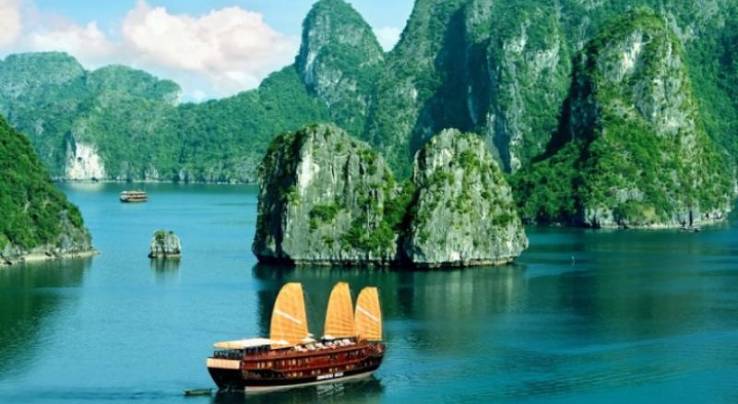 ha-long-bay-vietnam