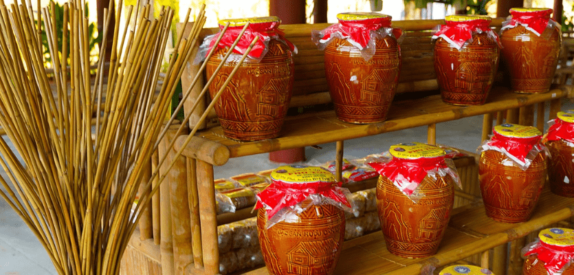 Ruou-can-wine-in-tam-coc-bich-dong