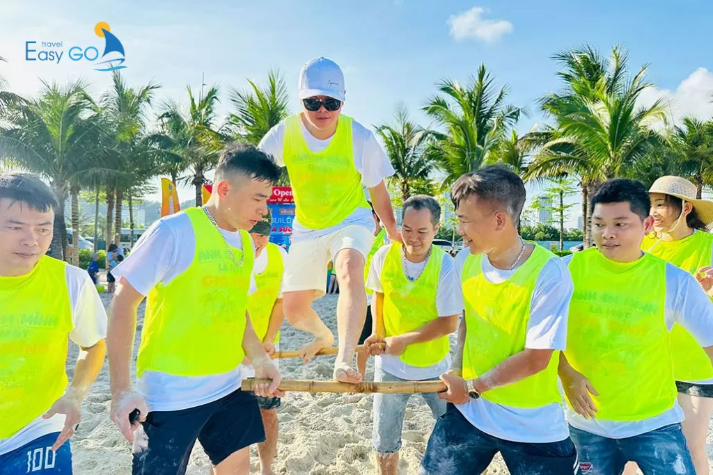 Team building trên biển