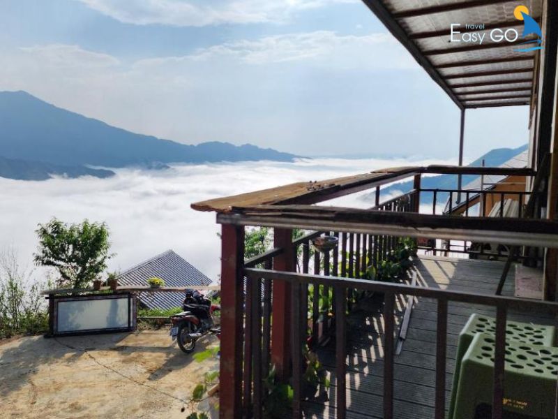 Vào mùa cao điểm thì nên đặt phòng trước để có thể săn mây Tà Xùa