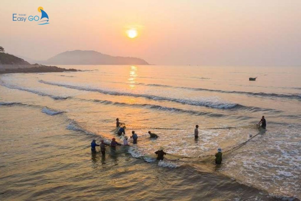 Check in bình minh trên biển tại Tour Biển Quỳnh 3n2đ Easy Go