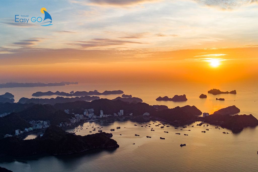 Bình minh tại Cát Bà