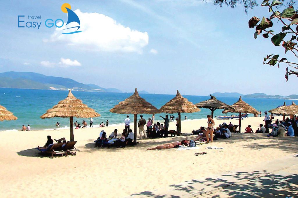 Bãi biển Bãi Cháy