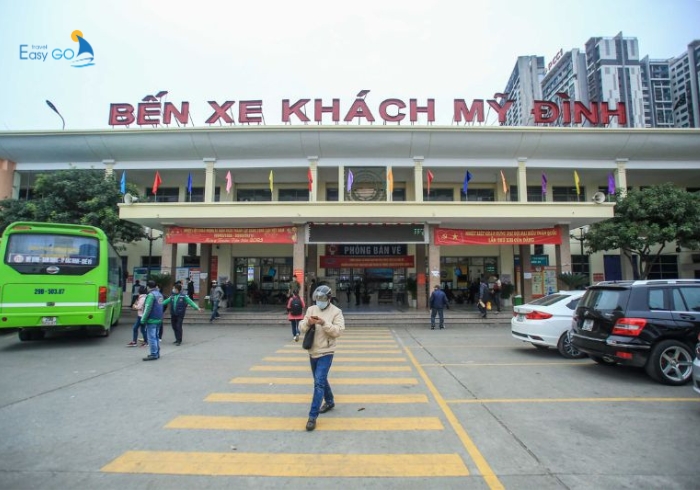 Đón xe khách tại bến xe Mỹ Đình