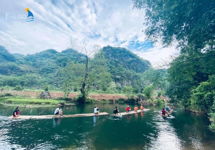 Chèo bè ở Mai Hịch