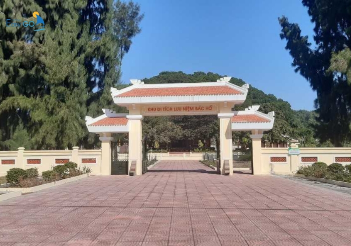 Khu lưu niệm Chủ tịch Hồ Chí Minh