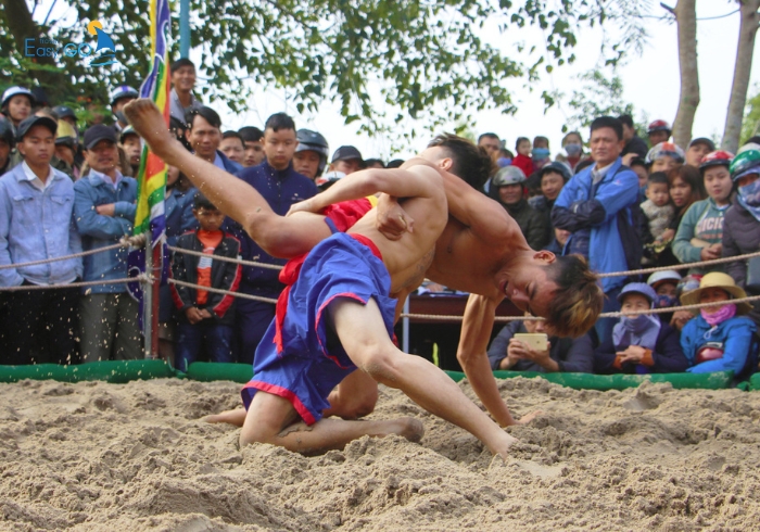 Hội vật cù Thanh Chương