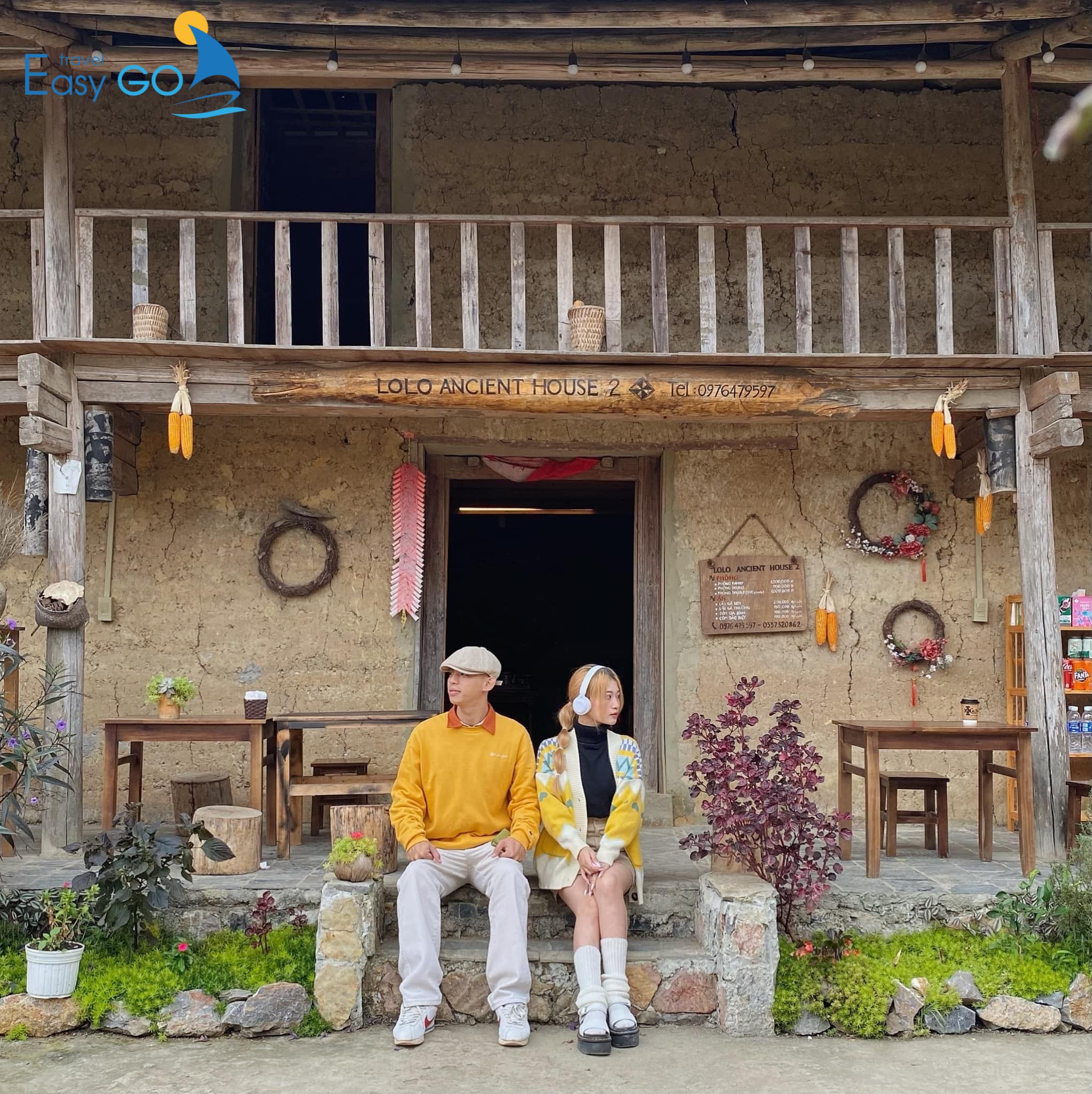 Nhiều góc trong làng Lô Lô Chải được du khách lựa chọn chụp hình