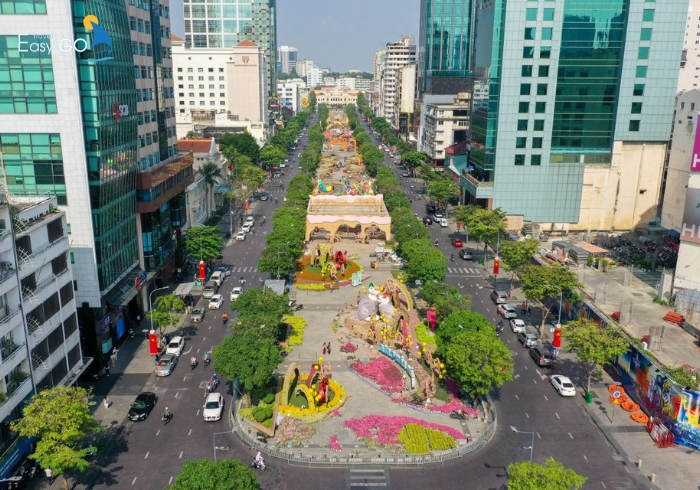 Phố đi bộ Nguyễn Huệ