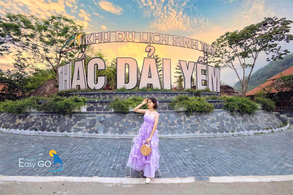 Thác dải yếm mộc châu