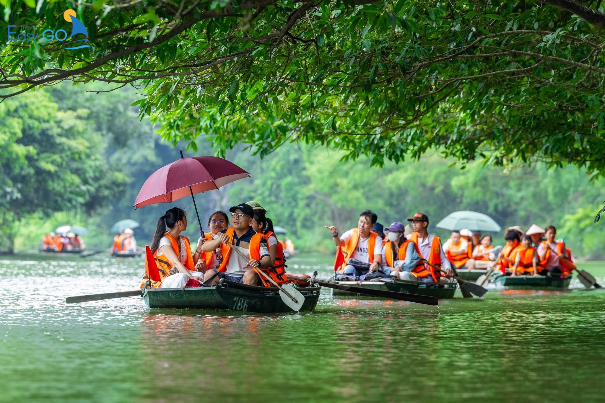 Tour Thung Ui - Bái Đính - Tràng An 2 ngày 1 đêm chuyên nghiệp, trọn vẹn