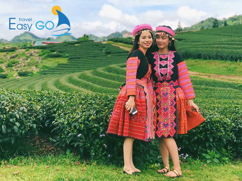 Trang phục dân tộc được nhiều người lựa chọn khi đi Mộc Châu