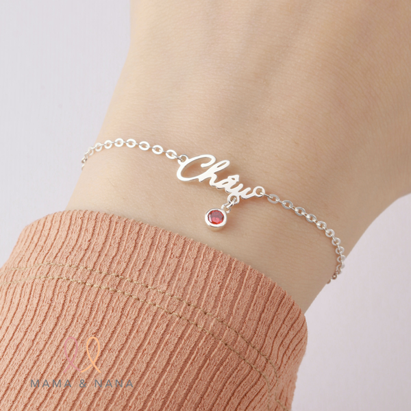 Vòng tay khắc tên đính đá mệnh