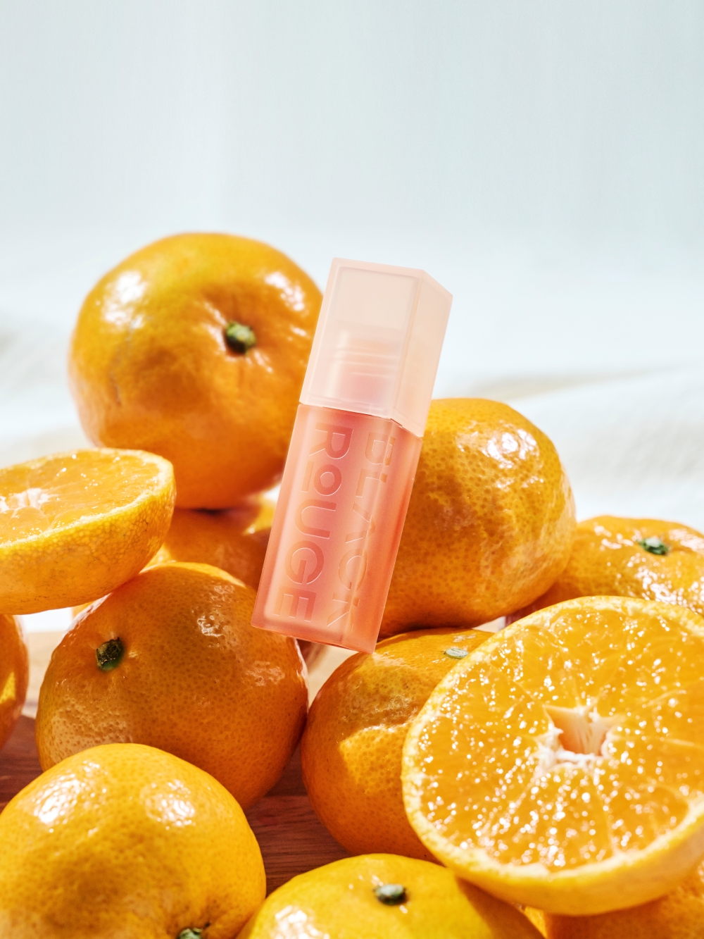 Son Quýt được Hoa hậu Việt Nam Nguyễn Ngọc Kiều Duy mê mẩn