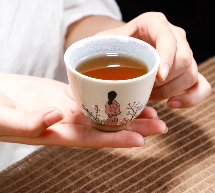 CHÉN CHỦ SỨ CẢNH ĐỨC- HỌA TIẾT NỔI VẼ TAY