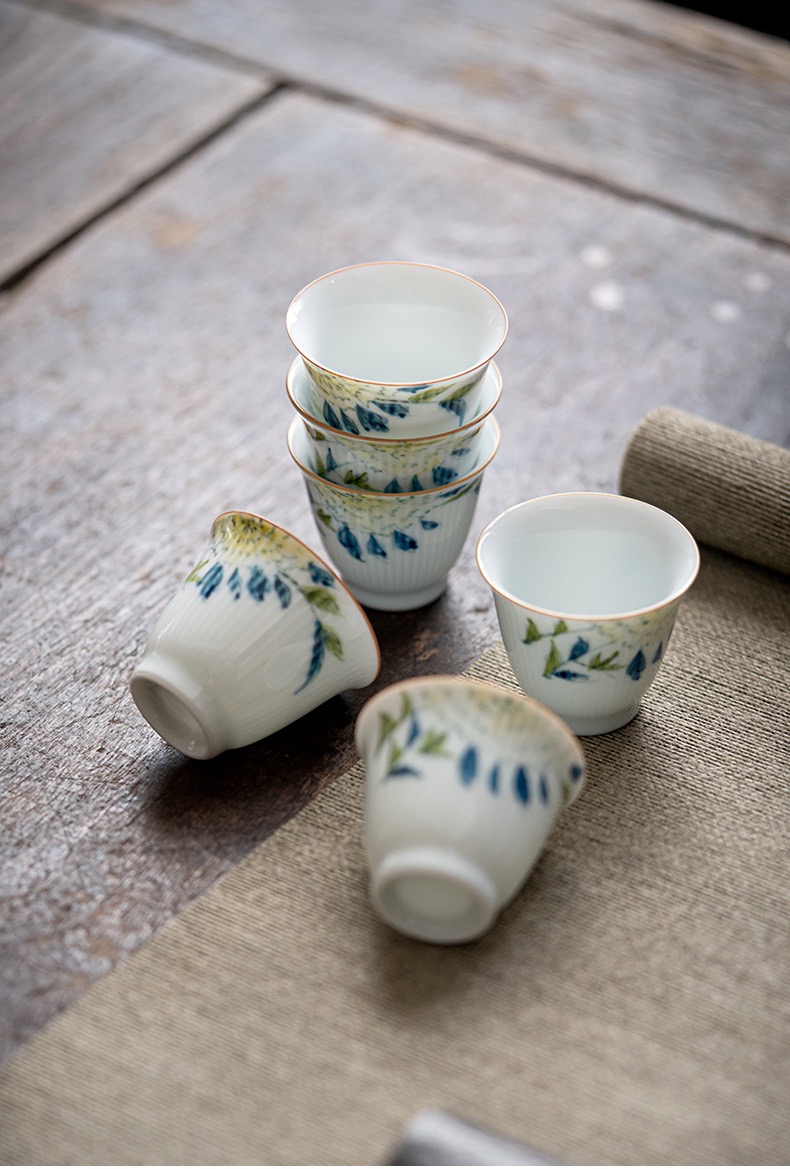 CHÉN SỨ CẨM TÚ CẦU