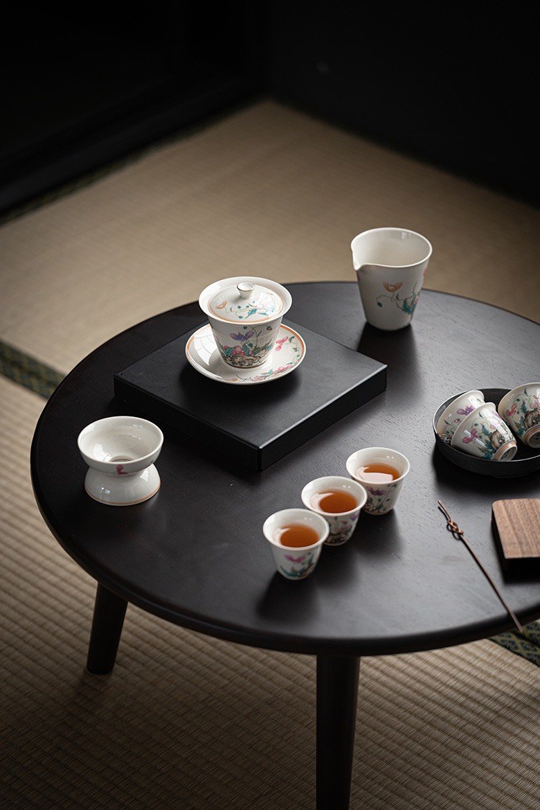 BỘ TRÀ CHÉN KHẢI HOA CÁNH BƯỚM